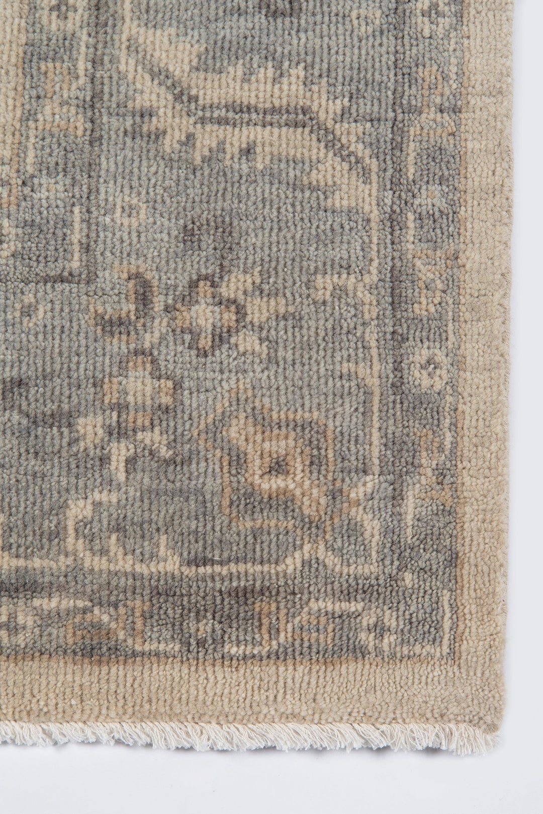 American Home Furniture Momeni Banaras 3 Rug