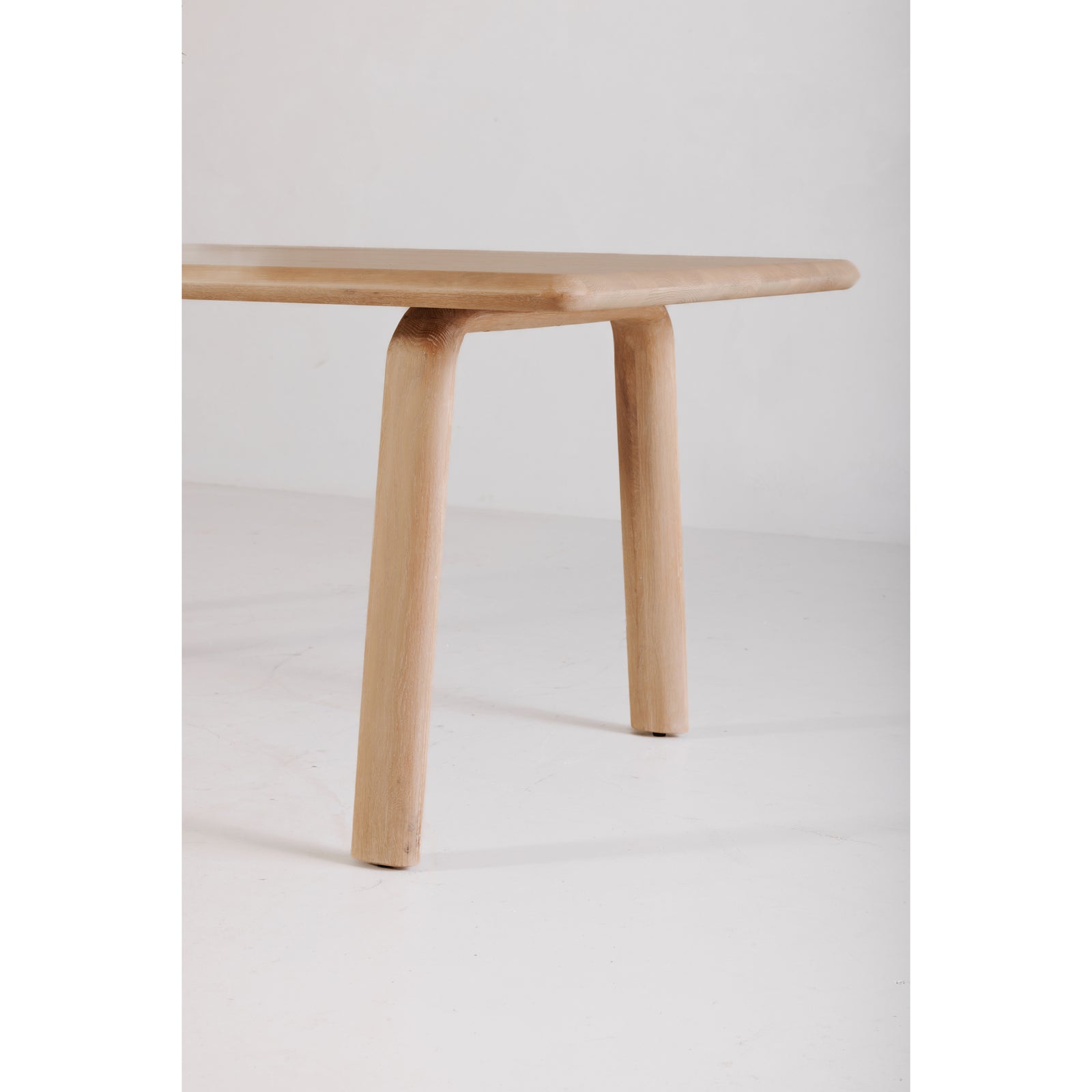 Moe's Home Collection - Malibu Dining Table White Oak - BC-1046-18 | American Home Furniture