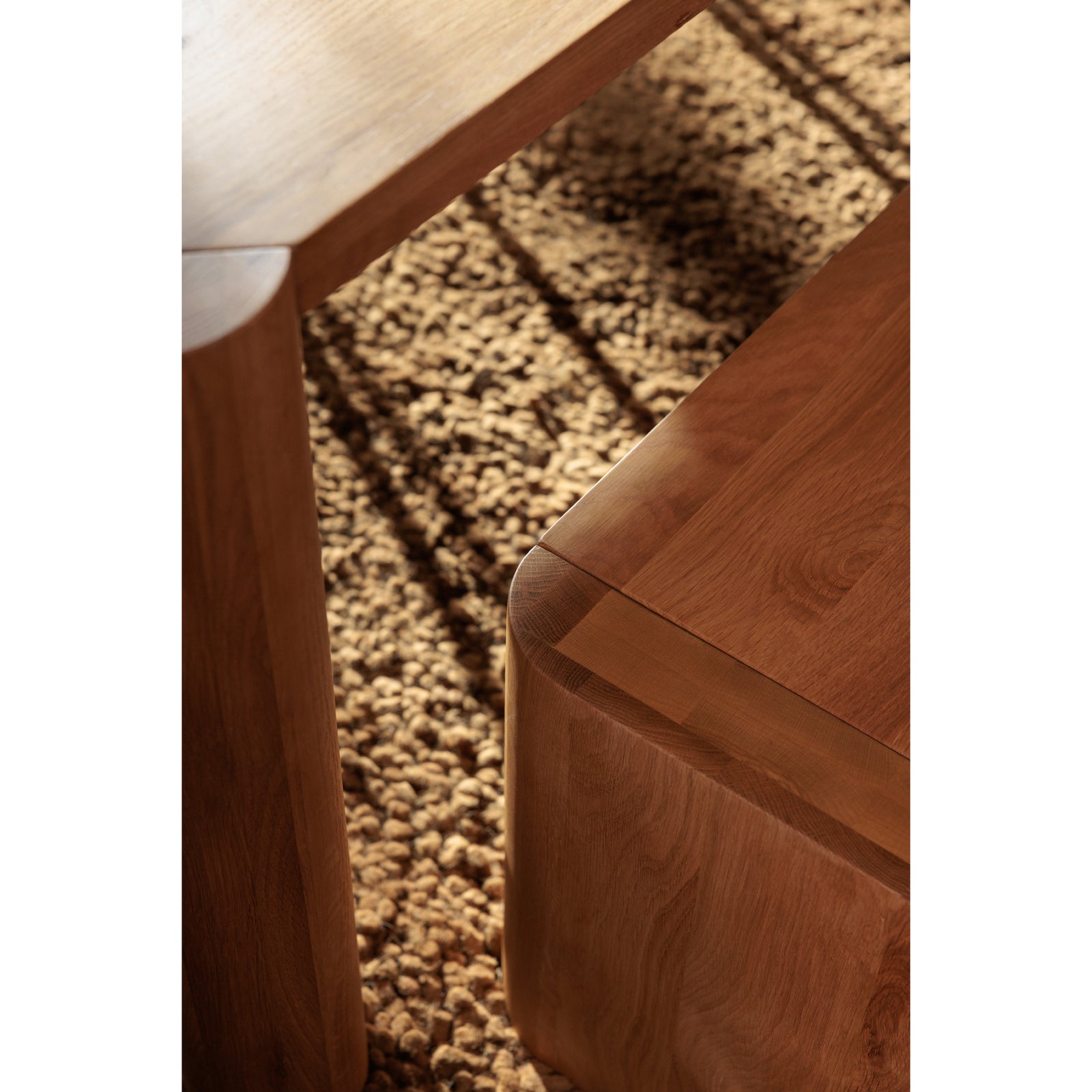 Moe's Home Collection - Post Dining Bench Small Natural - BC-1120-24-0 | American Home Furniture
