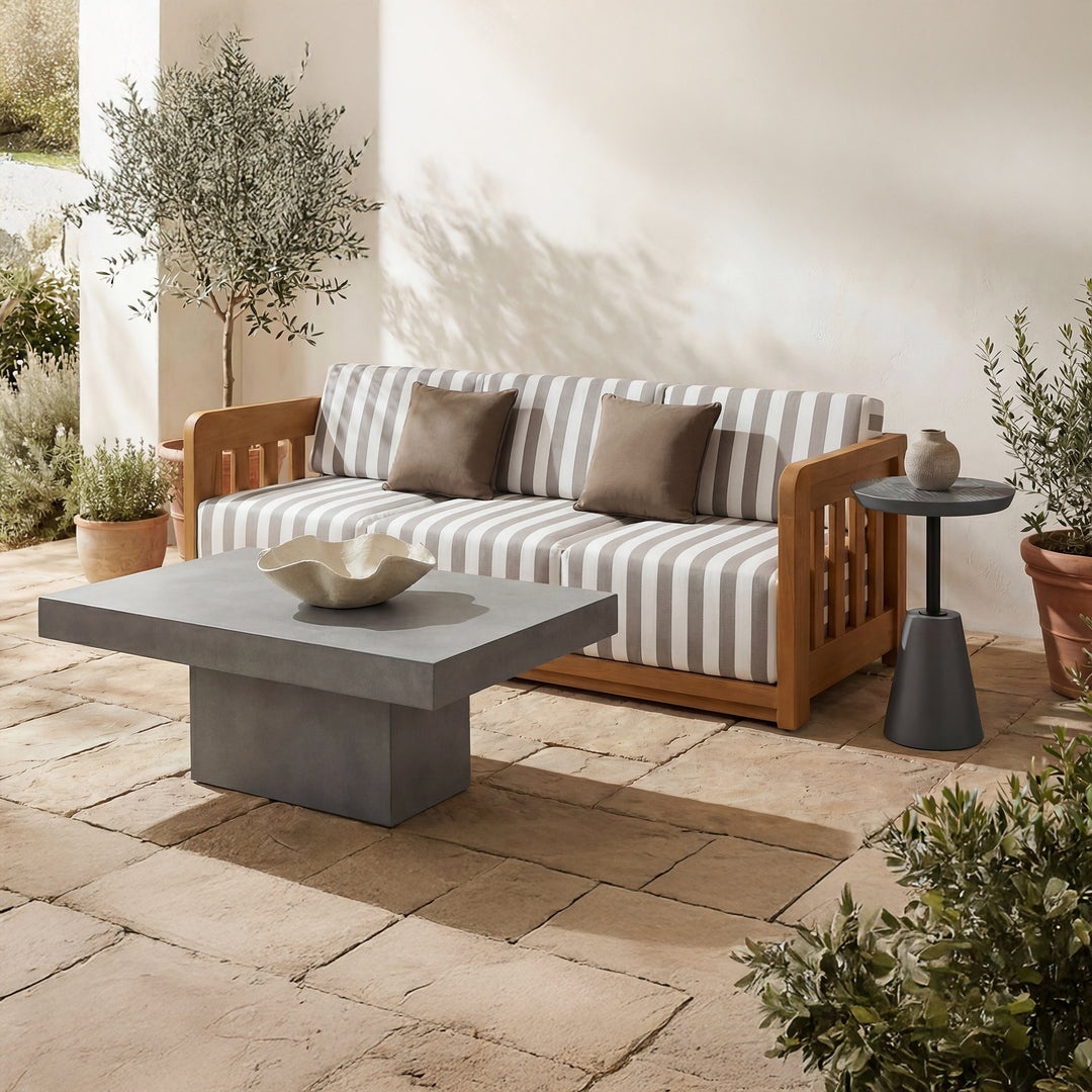 Maxima Outdoor Coffee Table