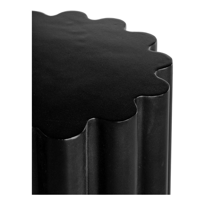 Moe's Home Collection - Taffy Accent Table Black - BQ-1062-02 | American Home Furniture