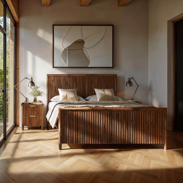 Britanica Queen Bed