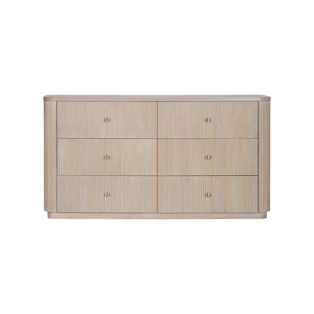 Daria Dresser - C10015