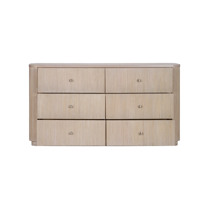 Daria Dresser - C10015
