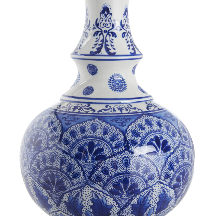 Marguerite Blue And White Lamp - C10297