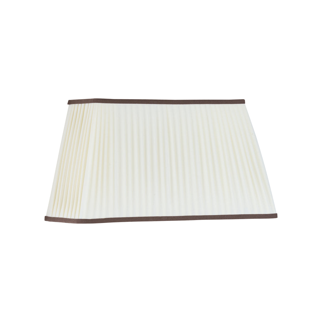 Off White/Brown/Antique