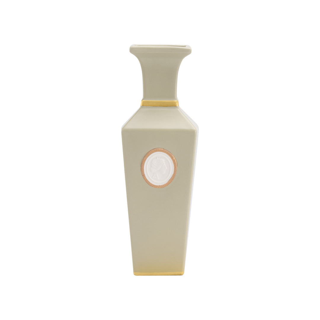 Intaglio Vase - C11027