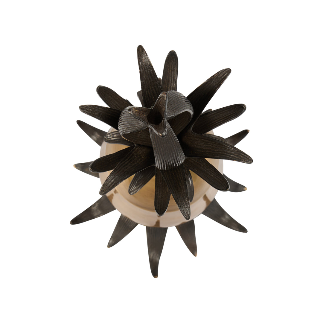 Pineapple Statue - C11112
