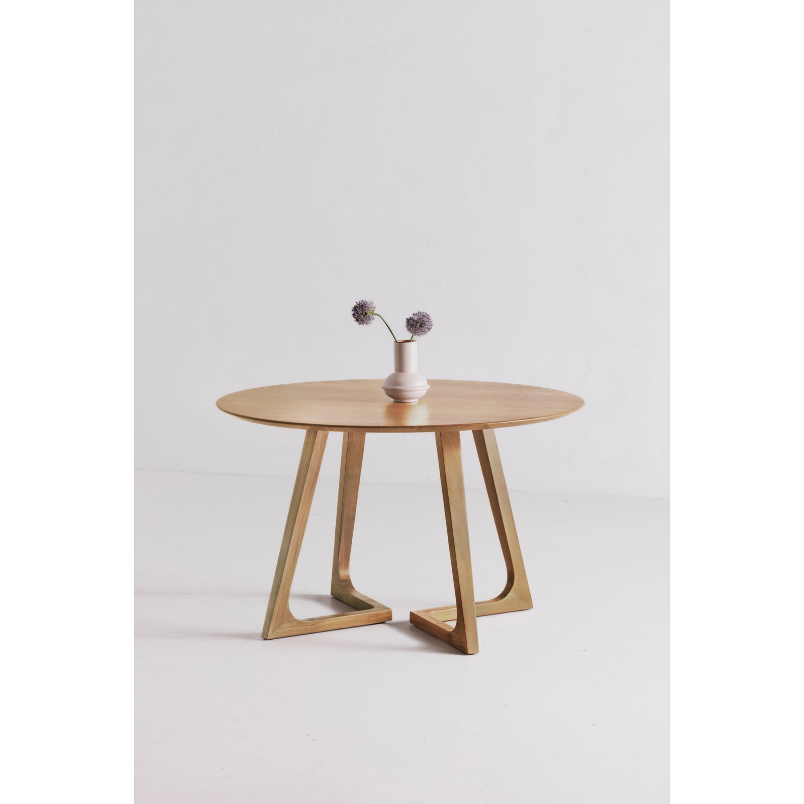 Moe's Home Collection - Godenza Dining Table Round Oak - CB-1003-24-0 | American Home Furniture