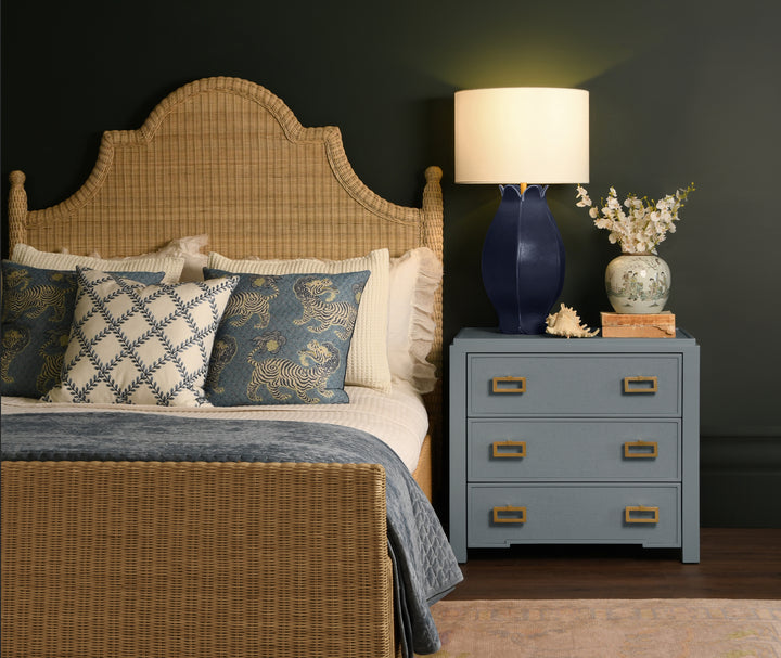 Bed Frame With Arched Headboard, Side Rails, And Footboard In Rattan With Wood Feet, King Size - CHAMBERLAIN KING