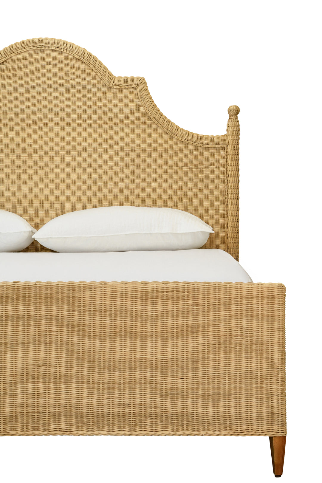 Bed Frame With Arched Headboard, Side Rails, And Footboard In Rattan With Wood Feet, King Size - CHAMBERLAIN KING