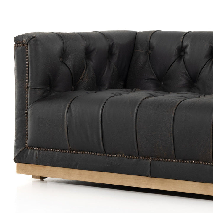 Maxx Sofa - AmericanHomeFurniture