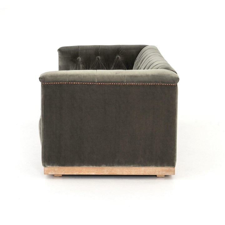 Maxx Sofa - AmericanHomeFurniture