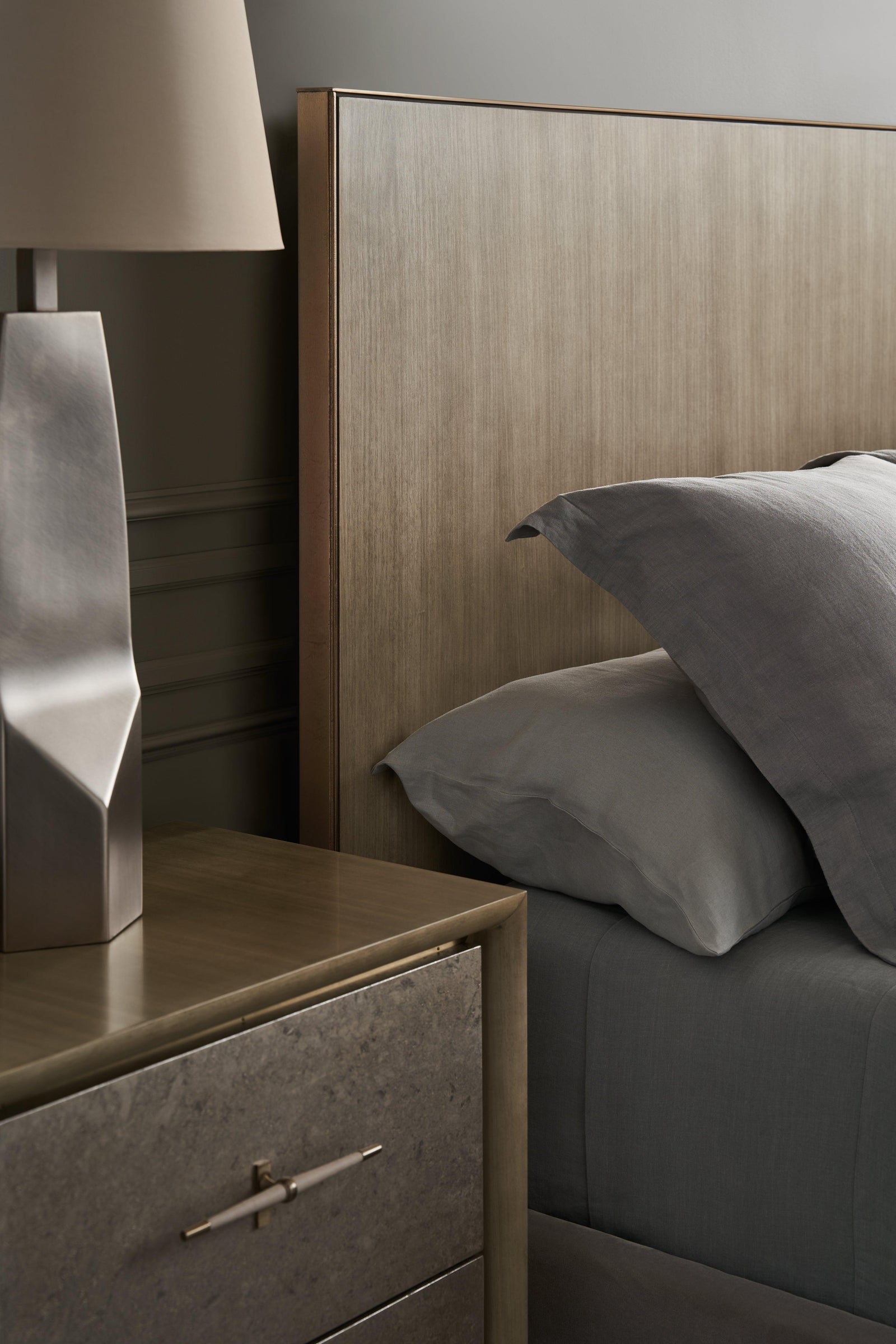 KING/Dry Martini, Cloud, Brushed Gold