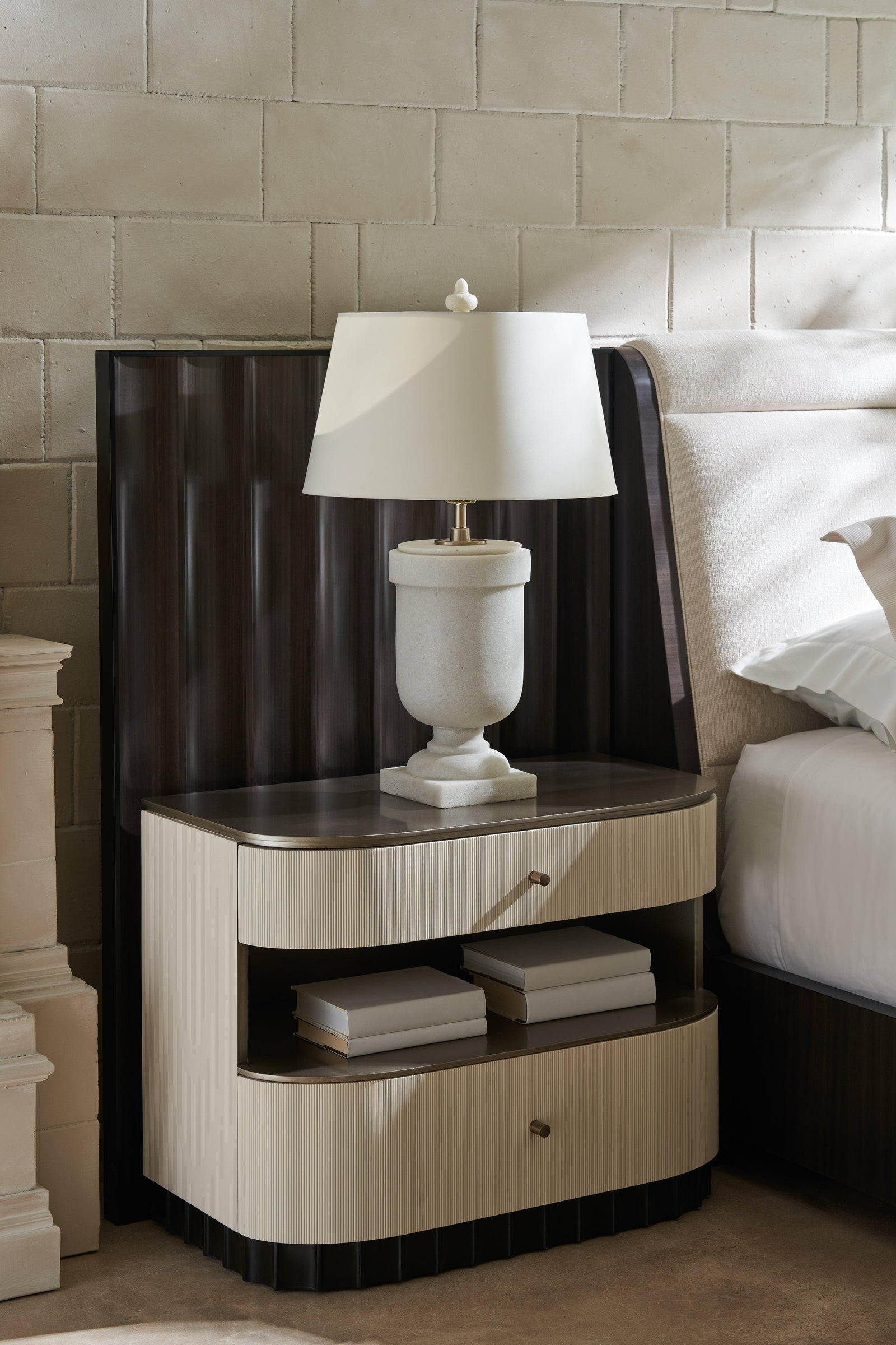 Caracole - Classic Deep Sleep - CLA-423-063 | American Home Furniture