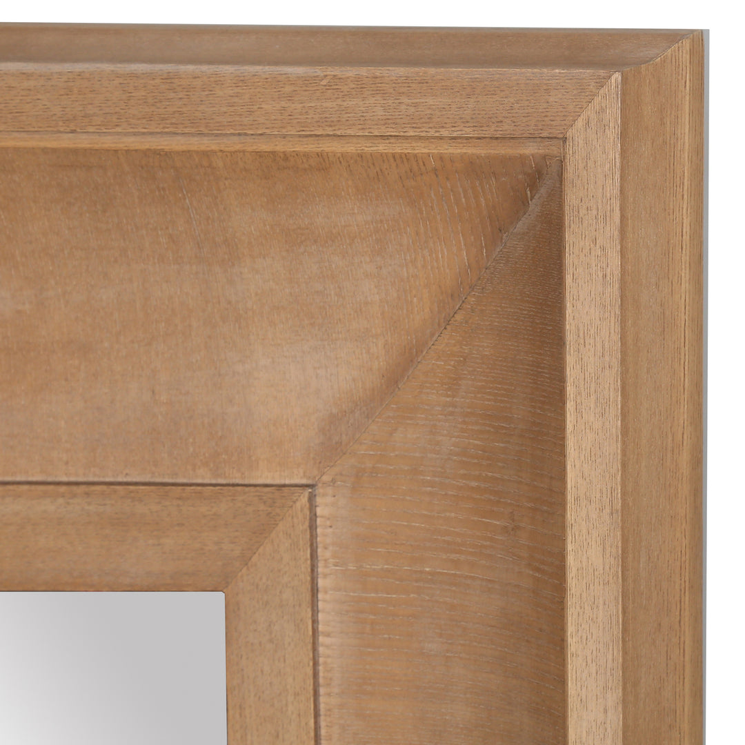 42.5"W x 3.1"D x 42.5"H / Natural