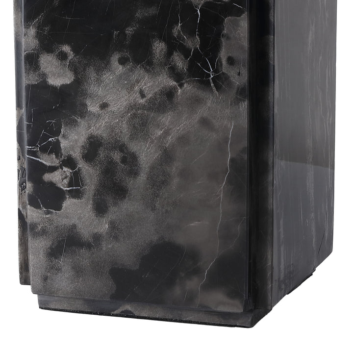 15"W x 15"D x 23"H / Black/White