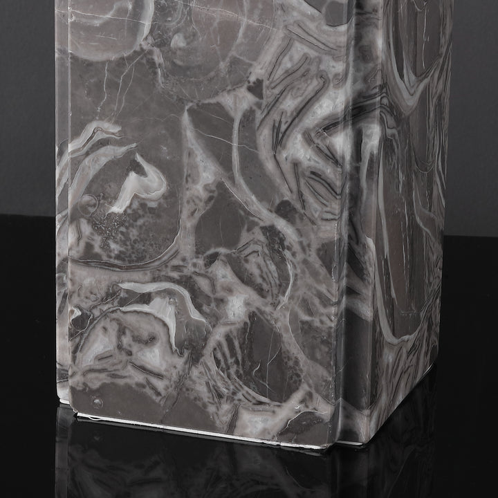 16"W x 16"D x 25"H / Light Grey/White