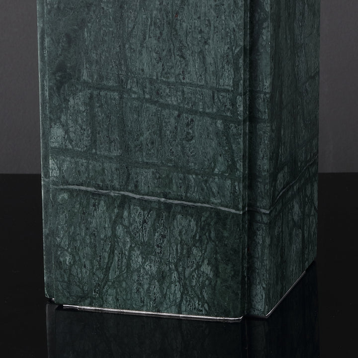 16"W x 16"D x 25"H / Dark Green/White