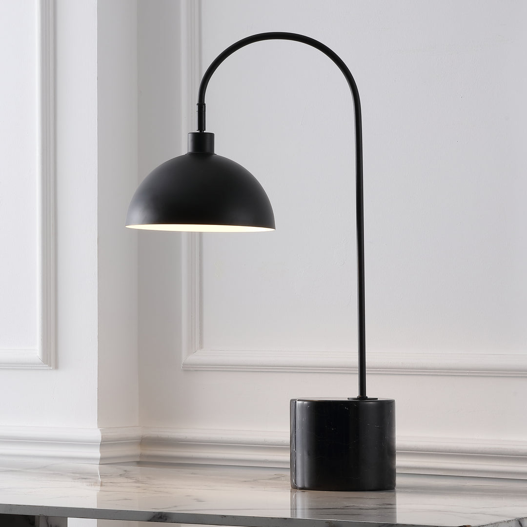 18"W x 10"D x 31"H / Black