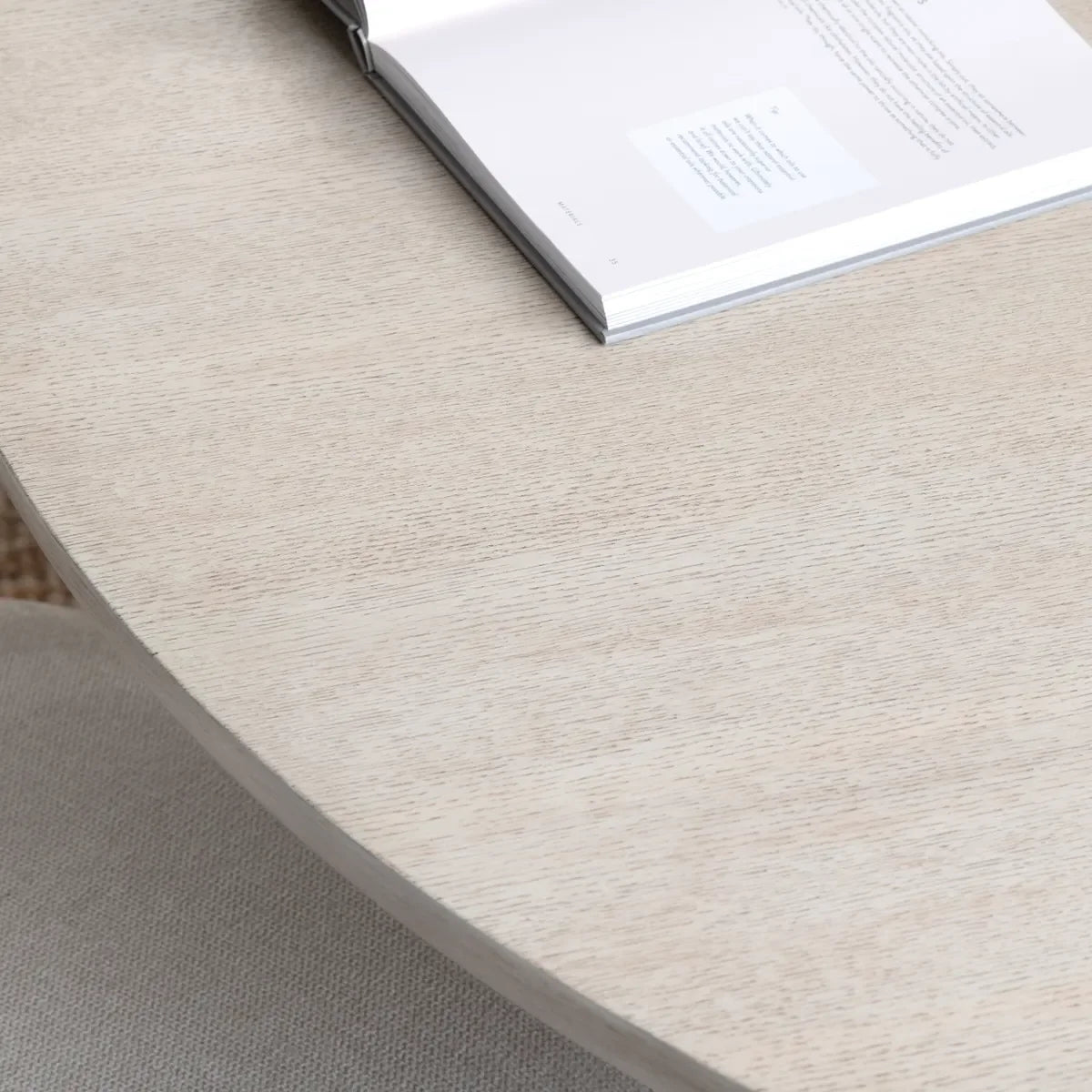 Crestview Collection Willow Round Dining Table DINING TABLES