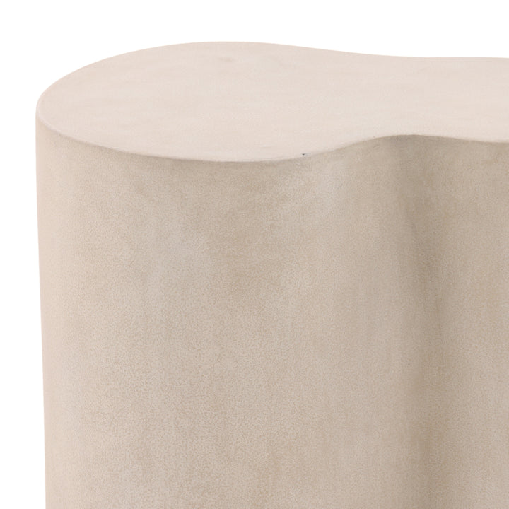 Xyranna Outdoor Side Table Light Grey Large — Detail 2