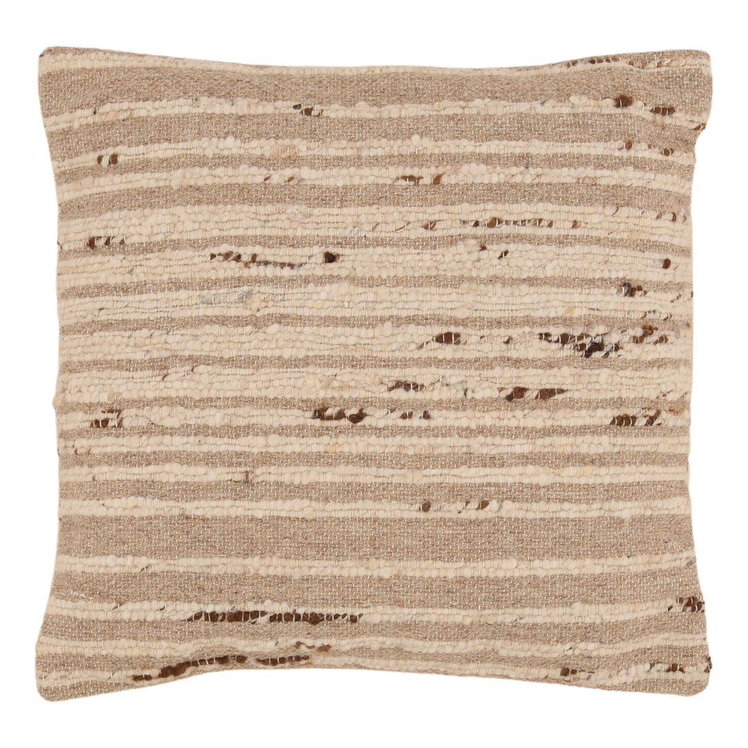 Goldwin Pillow Beige — Front Three-Quarter