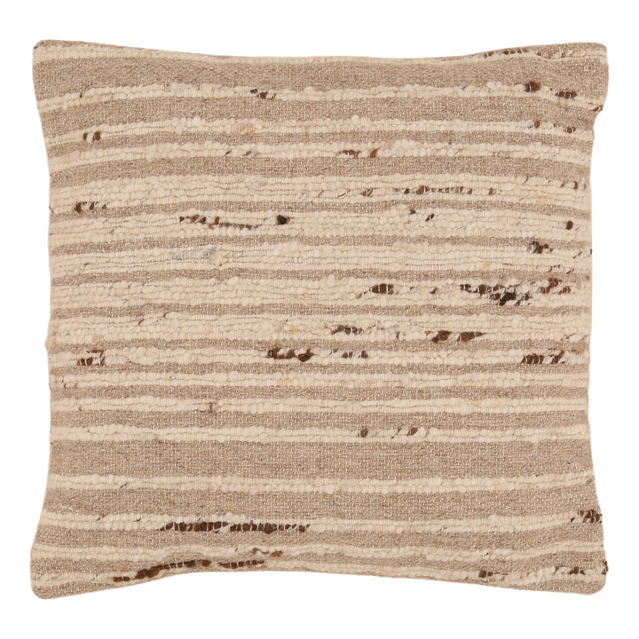 Goldwin Pillow Beige — Front Three-Quarter