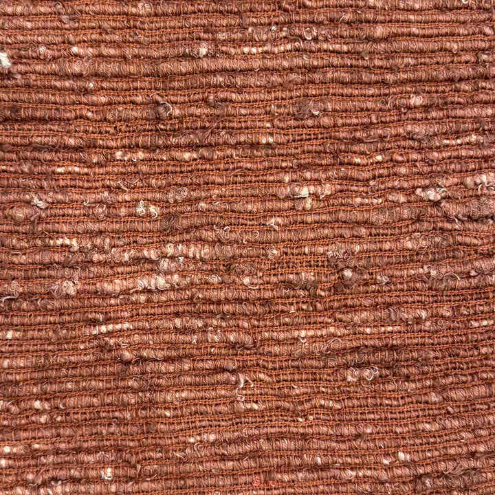 Amantine Throw Rust — Detail 1
