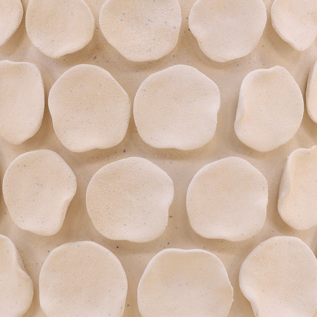 Calipso Vase Cream Small — Detail 1