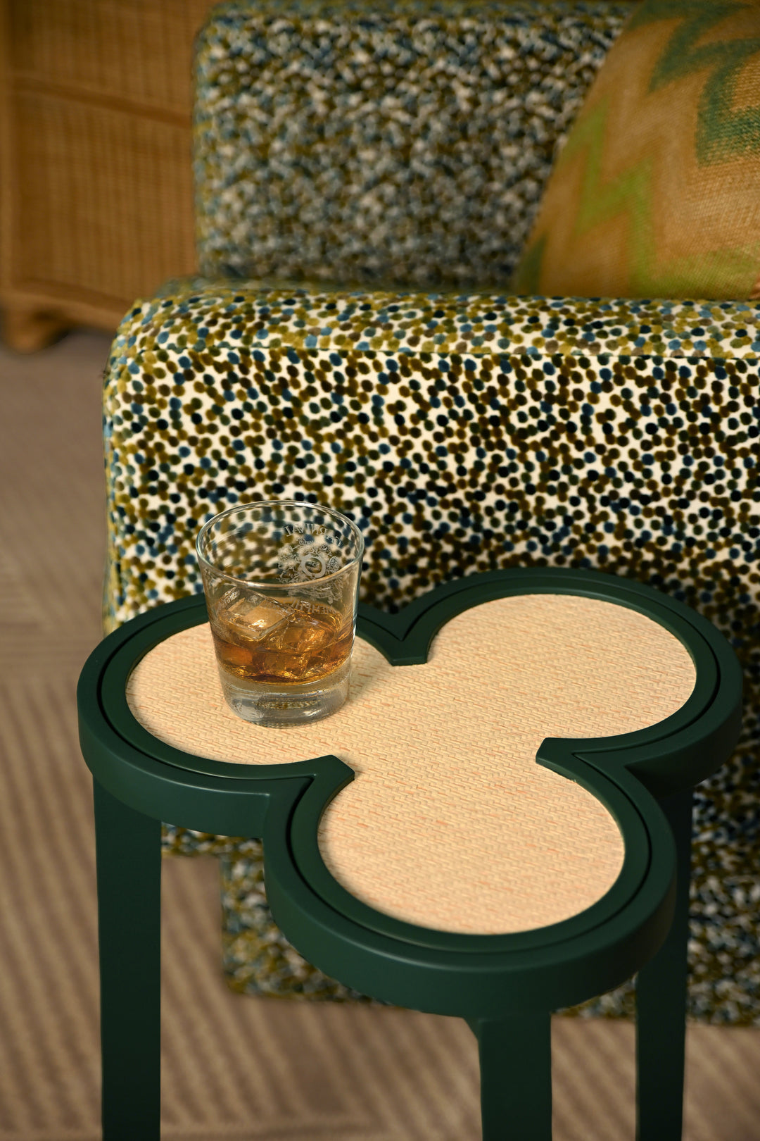 Clover Cigar Table With Reversible Lacquer And Natural Grasscloth Top In Matte Dark Green Lacquer - DYLAN DGR