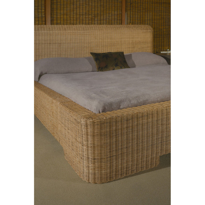 Claudia Bed