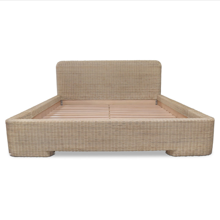 Claudia Bed