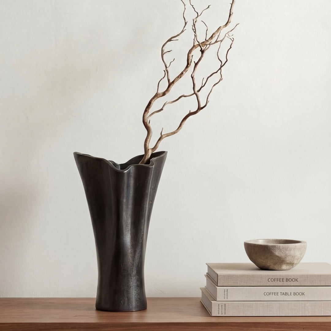 Yeri Cast Aluminum Vase
