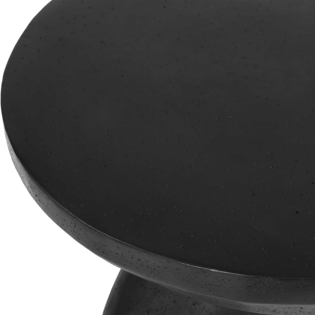 Veta Indoor-Outdoor Accent Table