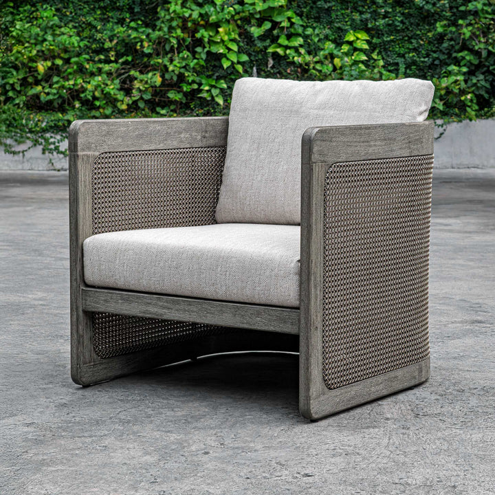 Dartmoor Outdoor Barrel Chair