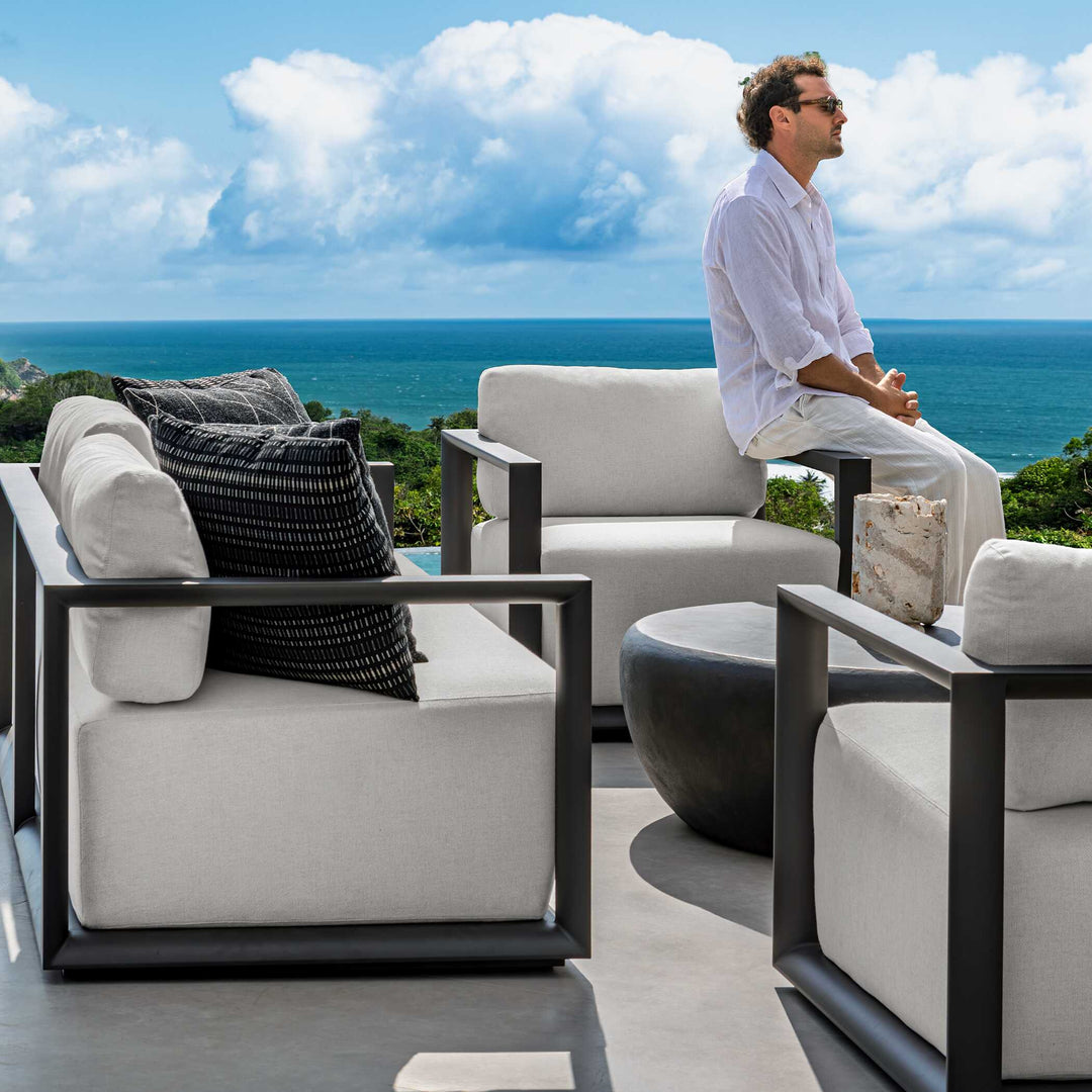 Remsen Outdoor Black/Oyster Sofa 