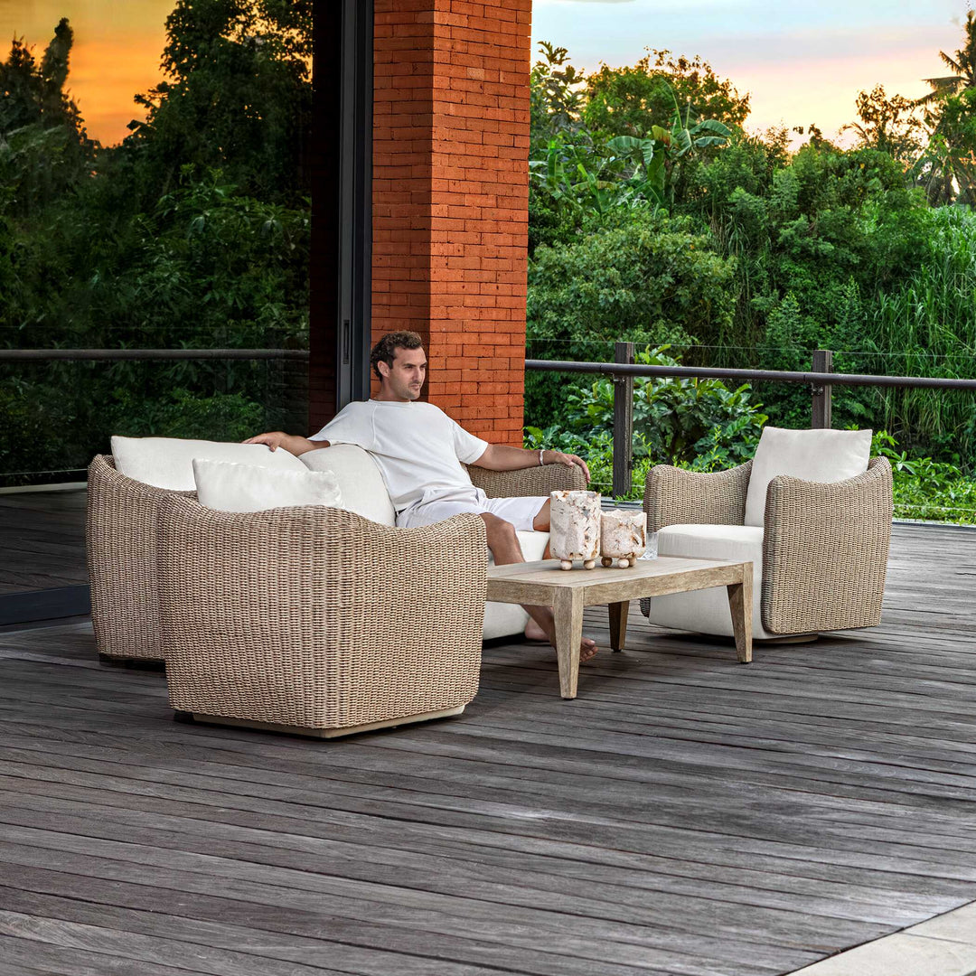 Sunset Outdoor Swivel Lounge Chair