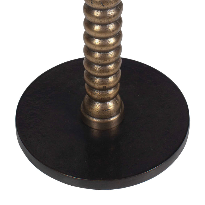 Elias Accent Table
