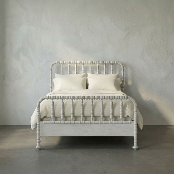 Noir Bachelor Bed, Queen - White Wash