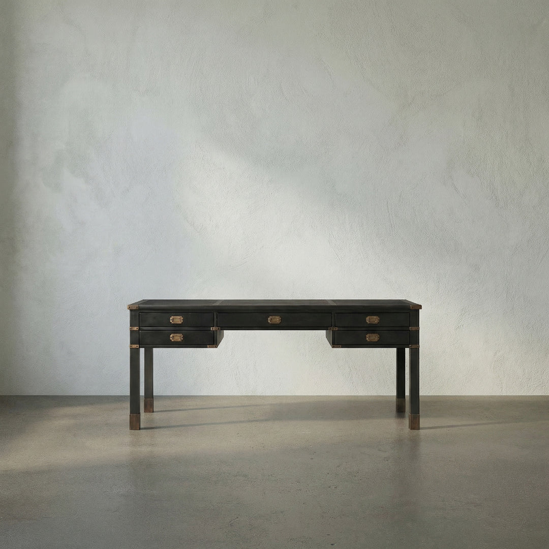 Noir - Campaign Partner Desk - GDES211P