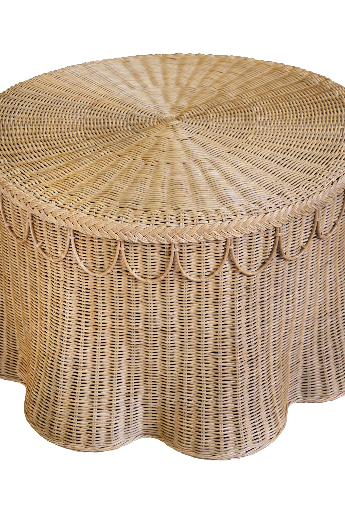 Round Coffee Table With Scalloped Detail In Natural Woven Rattan - GIADA