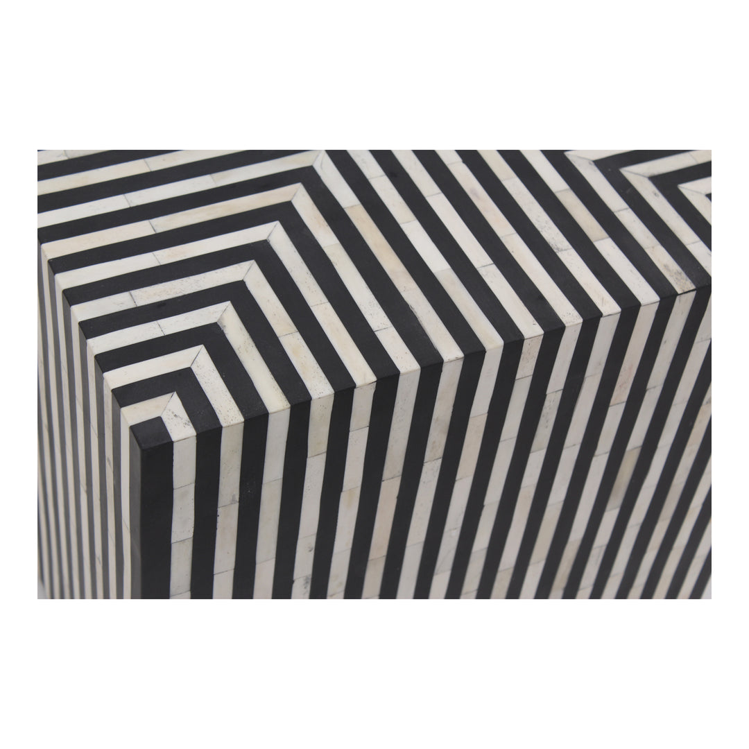 Moe's Home Collection - Terning Side Table - GZ-1149-37 | American Home Furniture