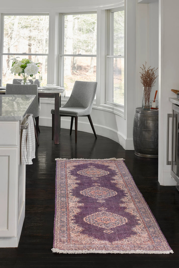 American Home Furniture Momeni Helena 5 Rug