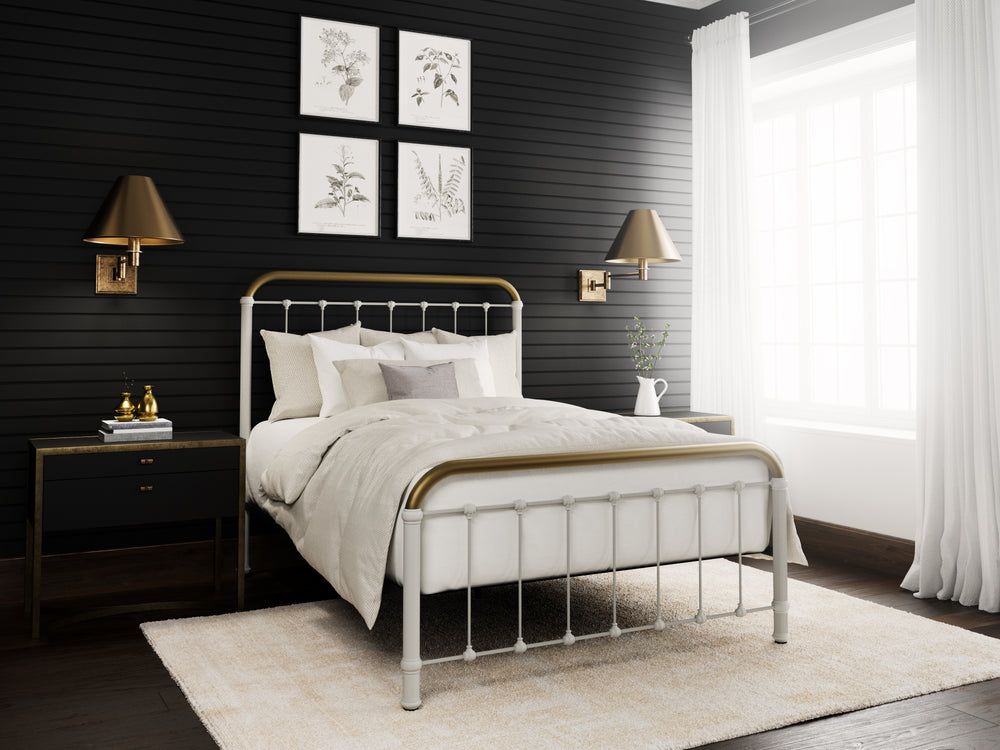 Queen / Misty White Finish w/ Milky Gold Accent