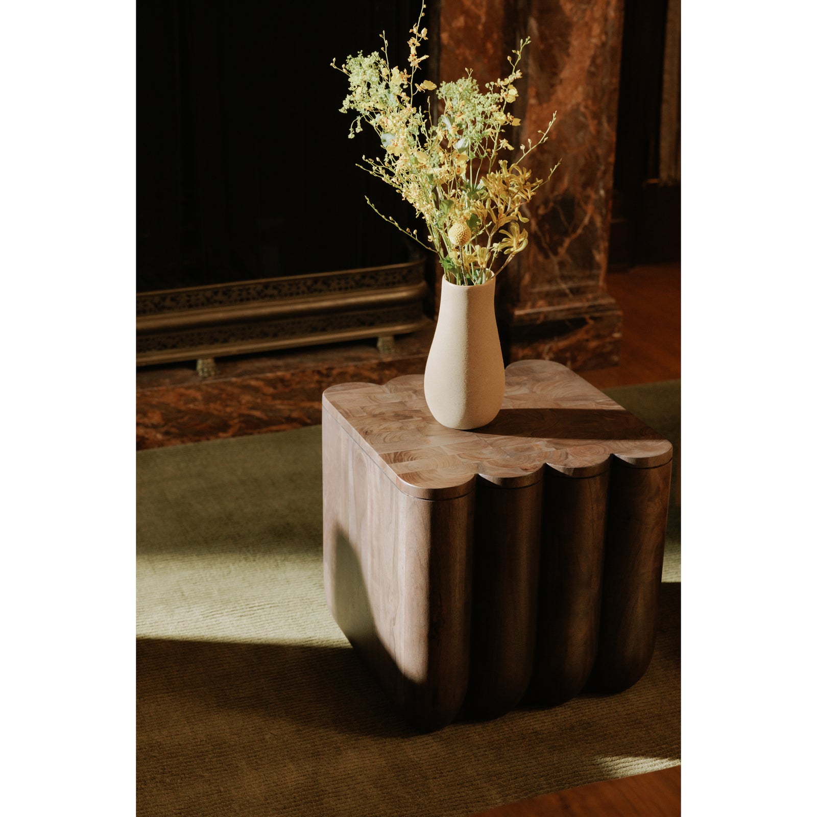 Moe's Home Collection - Punyo Punyo Accent Table Espresso Brown - JD-1047-07 | American Home Furniture