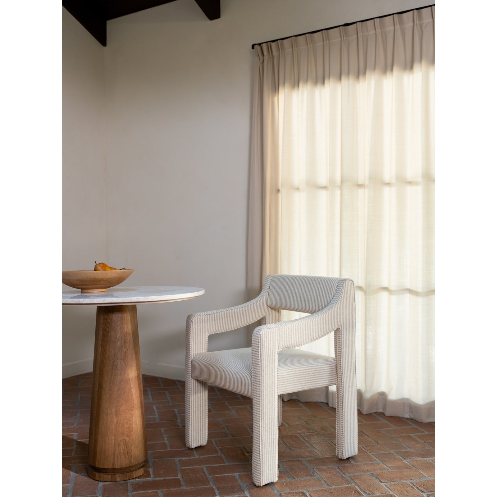 American Home Furniture Moe's Home Collection Sage Cafe Table