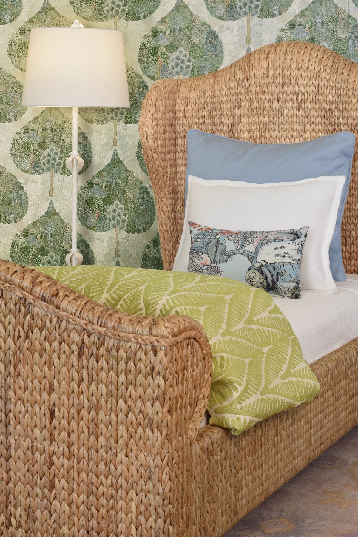 Winged Headboard And Footboard With Side Rails In Natural Water Hyacinth, Twin Size - JOVI TWIN