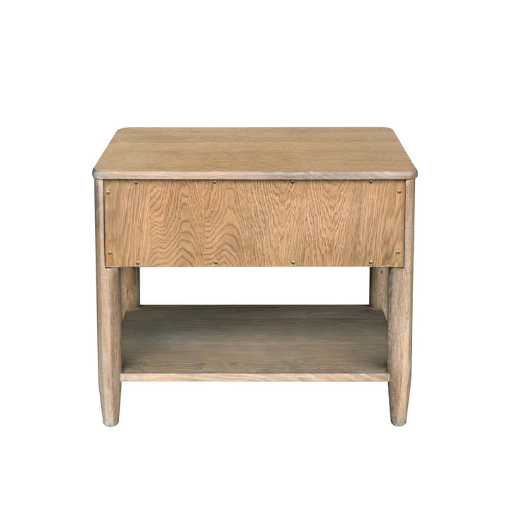 Kamelia Nightstand