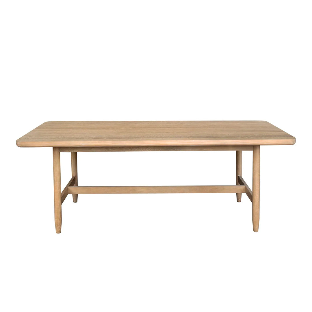Kamelia Dining Table